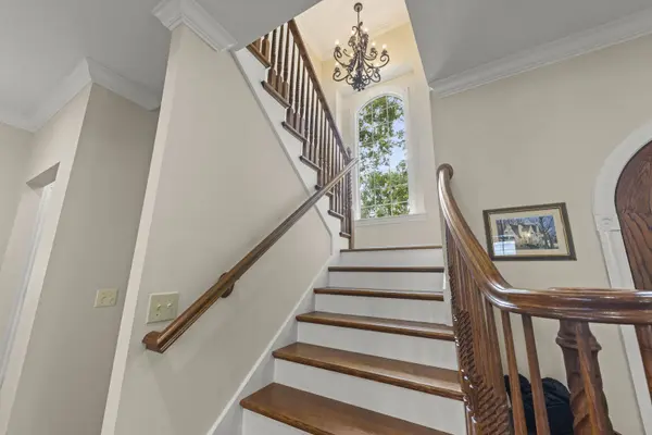 706 N Ellsworth ST, Naperville, IL 60563