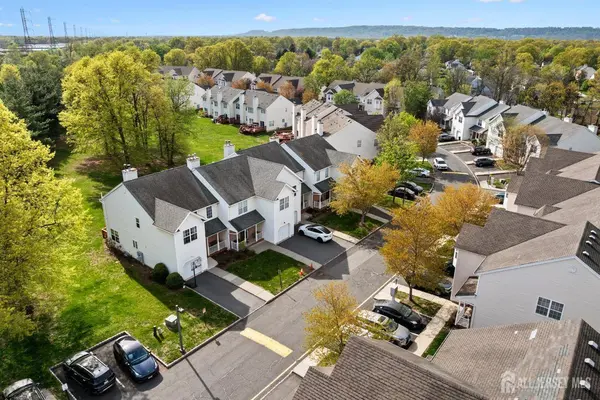 51 E Burgess DR E, Piscataway, NJ 08854