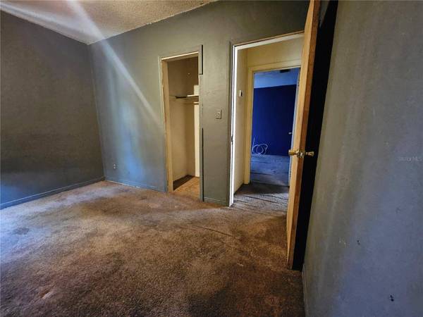 2510 QUEEN ST S, St Petersburg, FL 33712