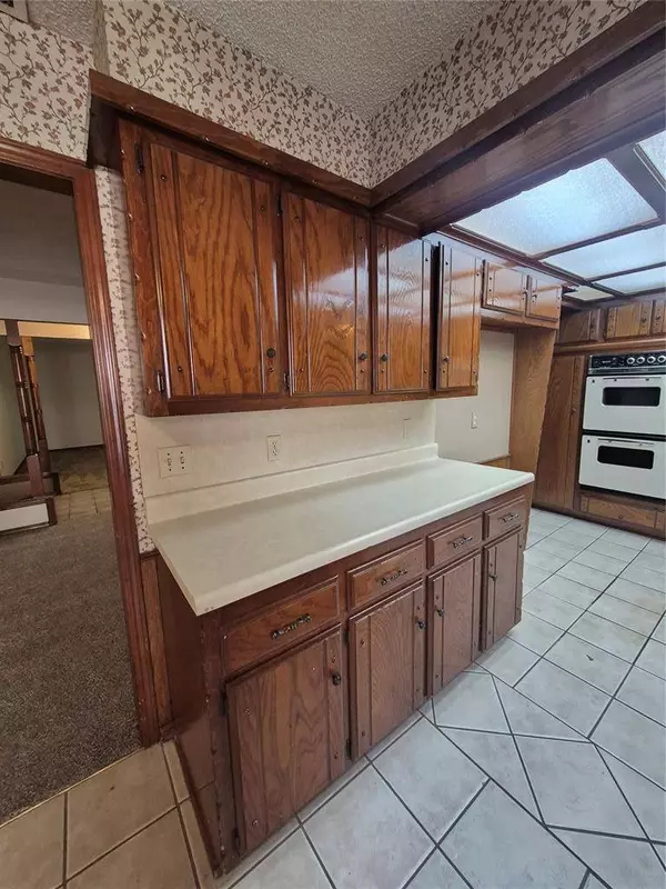 2328 Celina DR, Midwest City, OK 73130