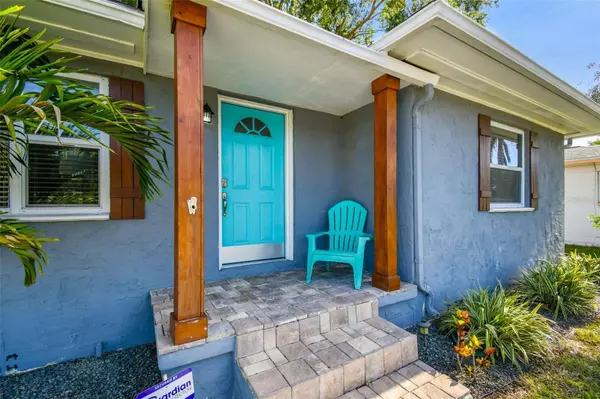 6207 GULFPORT BLVD S, Gulfport, FL 33707