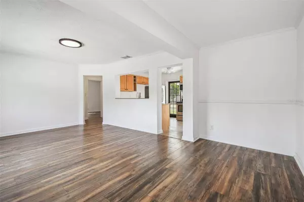 3315 W PEARL AVE, Tampa, FL 33611