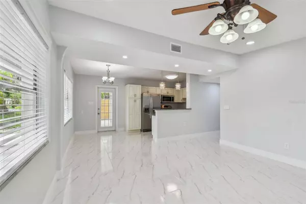 1905 E BROAD ST, Tampa, FL 33610