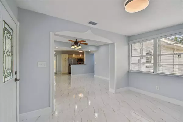 1905 E BROAD ST, Tampa, FL 33610