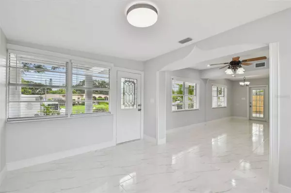 1905 E BROAD ST, Tampa, FL 33610