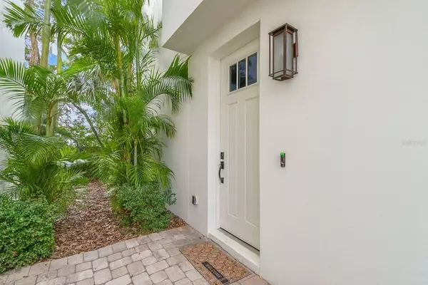 3505 S MACDILL AVE #4, Tampa, FL 33629