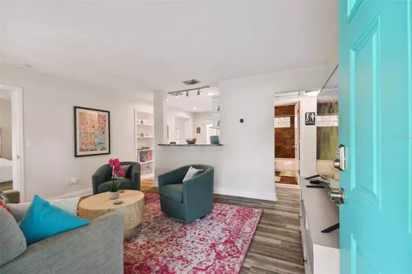 4324 S CLARK AVE, Tampa, FL 33611