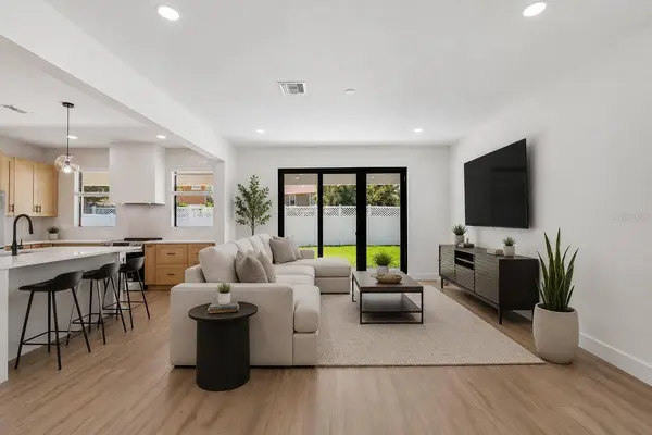 6403 RICHARD, Tampa, FL 33616