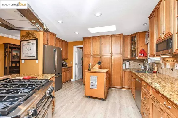 1244 Beach Ct, Discovery Bay, CA 94505