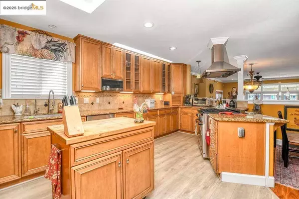 1244 Beach Ct, Discovery Bay, CA 94505