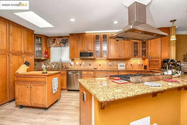 1244 Beach Ct, Discovery Bay, CA 94505