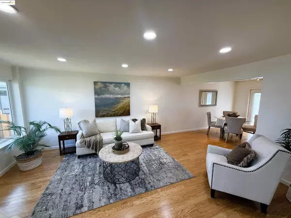 301 Discovery Bay Blvd, Discovery Bay, CA 94505