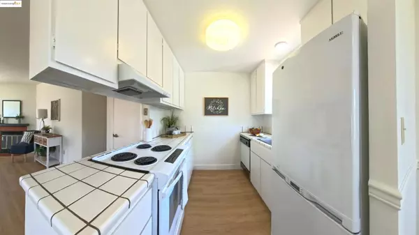 1789 Paseo Laguna Seco, Livermore, CA 94551