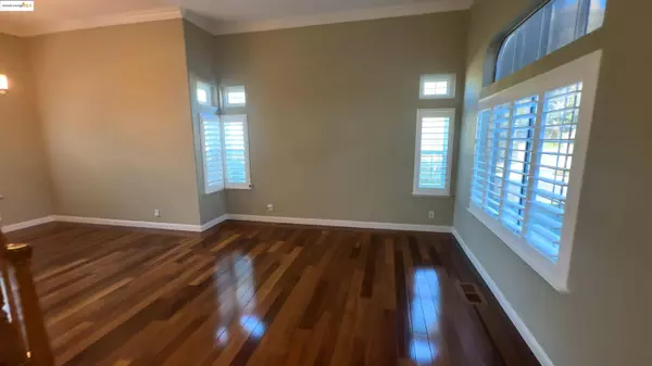 2270 Tamarisk Ct, Discovery Bay, CA 94505