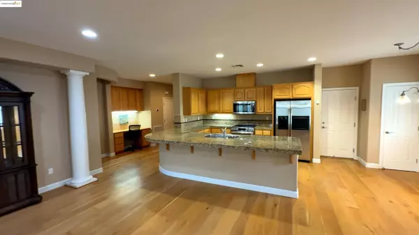 703 Livingston Pl, Rio Vista, CA 94571