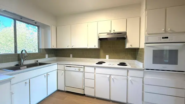 5051 Harrison Grade Rd, Sebastopol, CA 95472