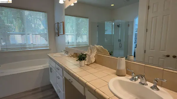 5556 Arcadia Cir, Discovery Bay, CA 94505