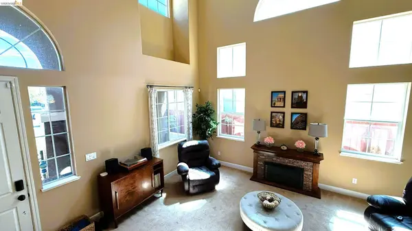 453 Emerson Court, Discovery Bay, CA 94505