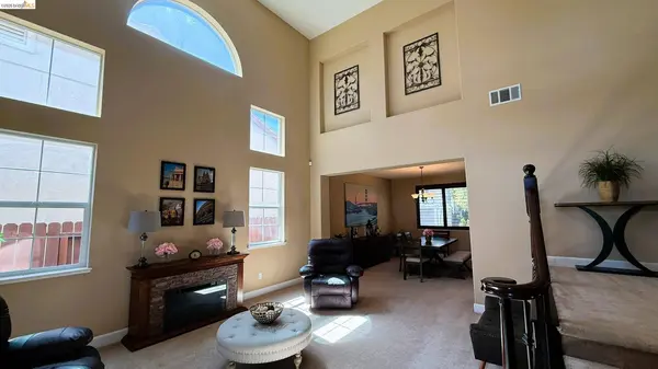 453 Emerson Court, Discovery Bay, CA 94505