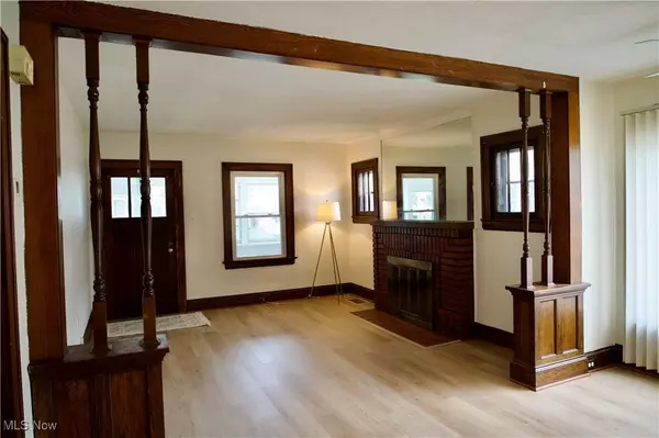 1410 Brown ST, Akron, OH 44301