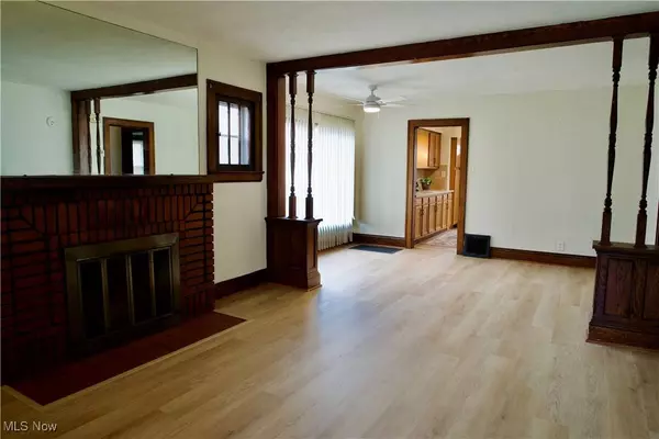 1410 Brown ST, Akron, OH 44301