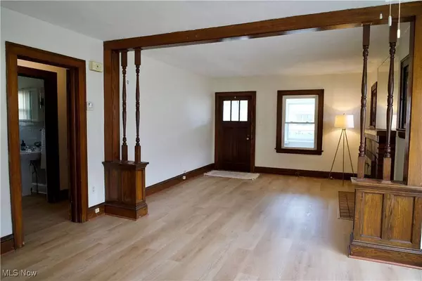 1410 Brown ST, Akron, OH 44301