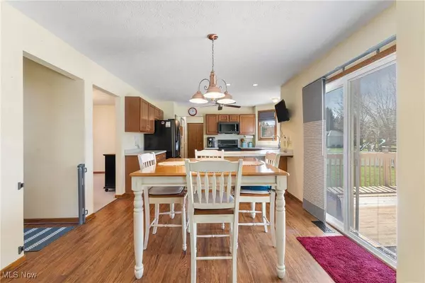 6032 Emerald Lakes DR, Medina, OH 44256