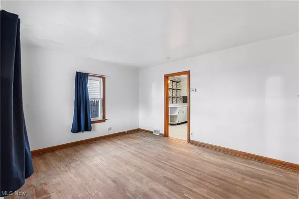 833 Hunt ST, Akron, OH 44306