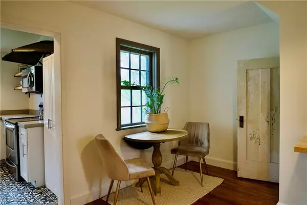 1044 Diamond ST NE, Canton, OH 44721