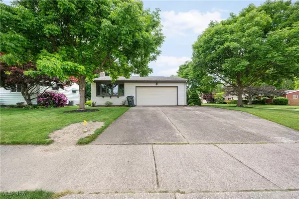 488 Willaman AVE NW, North Canton, OH 44720