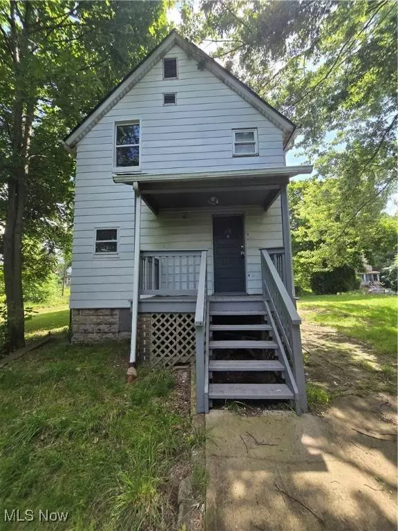 1220 Moore ST, Akron, OH 44301