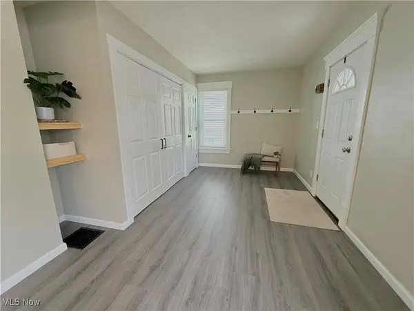 918 Pitkin AVE, Akron, OH 44310