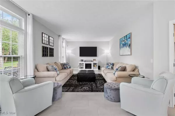 7605 Diamondback AVE NW, Canal Fulton, OH 44614