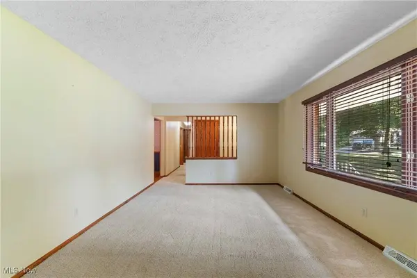 120 Vineyard WAY, Doylestown, OH 44230