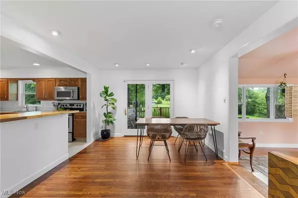 1332 Broadview AVE, Akron, OH 44321