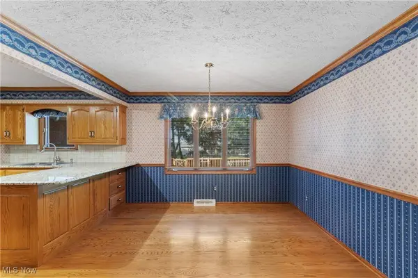 120 Vineyard WAY, Doylestown, OH 44230