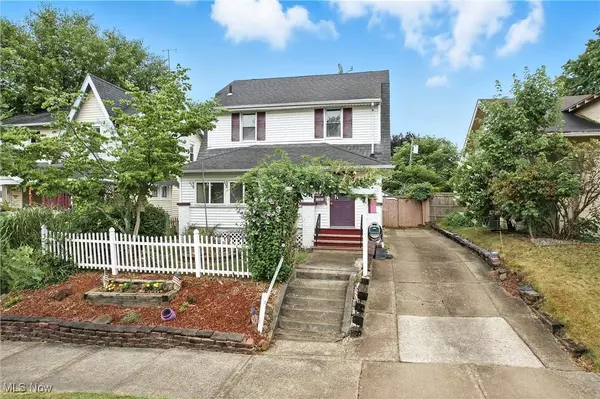 1551 Glenmount AVE, Akron, OH 44301