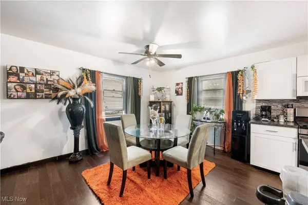 788 N Oakwood DR, Akron, OH 44312