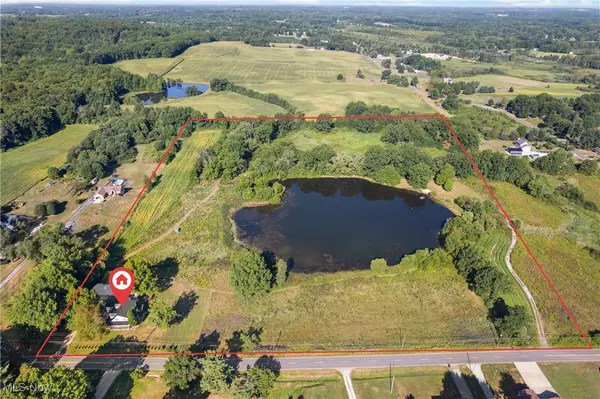 2071 Hartville RD, Mogadore, OH 44260