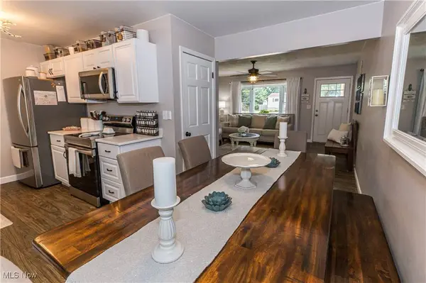 1356 Carnegie AVE, Akron, OH 44314