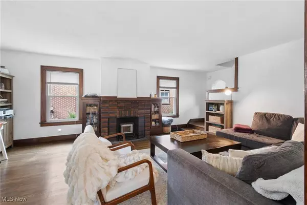 1721 13th ST, Cuyahoga Falls, OH 44223