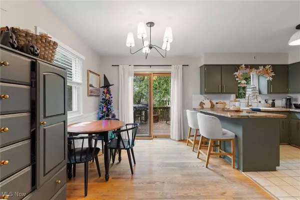 690 Saint Clair AVE, Barberton, OH 44203