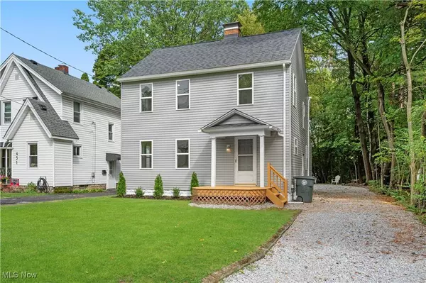 427 Kathleen ST, Akron, OH 44303