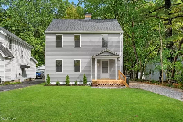 427 Kathleen ST, Akron, OH 44303