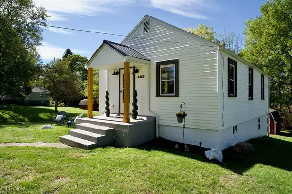 4465 Eastland AVE NE, Louisville, OH 44641