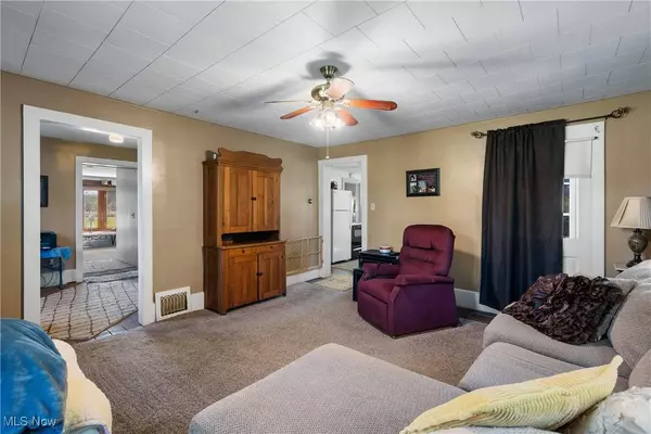 6960 Middlebranch AVE, Plain, OH 44721