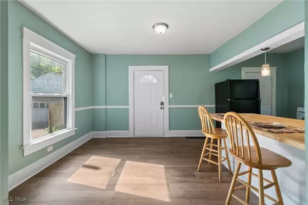 442 Matthews ST, Akron, OH 44306