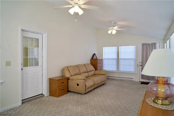 1635 Brown ST, Akron, OH 44301