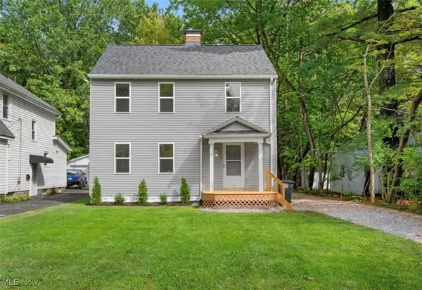 427 Kathleen ST, Akron, OH 44303