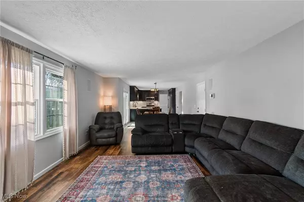 5440 Vermouth ST NW, North Canton, OH 44720